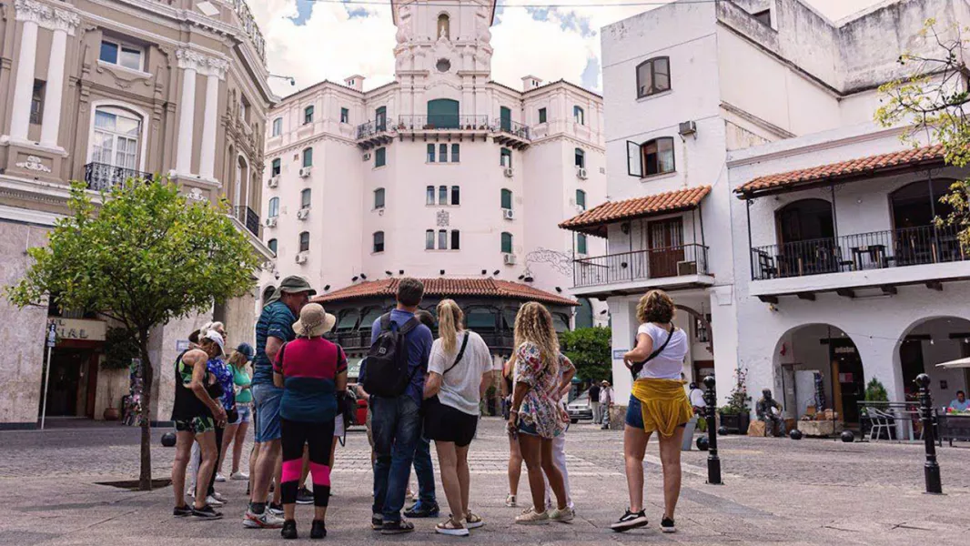 Turismo fin de semana largo